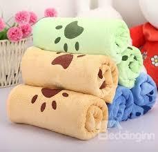 Bath Towel with Paw Print Design 70 x 140 cm Assorted Colours 4363 (Parcel Rate)