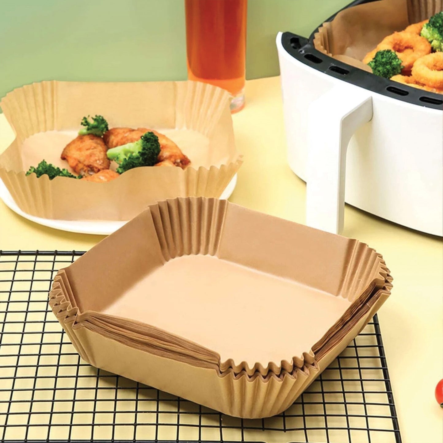 SQ Professional Kitchen Baking Brown Paper Air Fryer Liners Square 16 x 16 x 4.5 cm 50pcs 10612 (Parcel Rate)